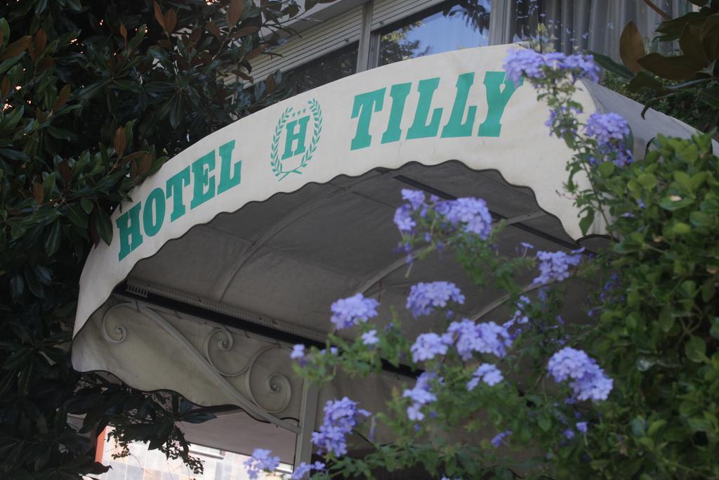 Hotel Tilly เชเซนาติโก ภายนอก รูปภาพ